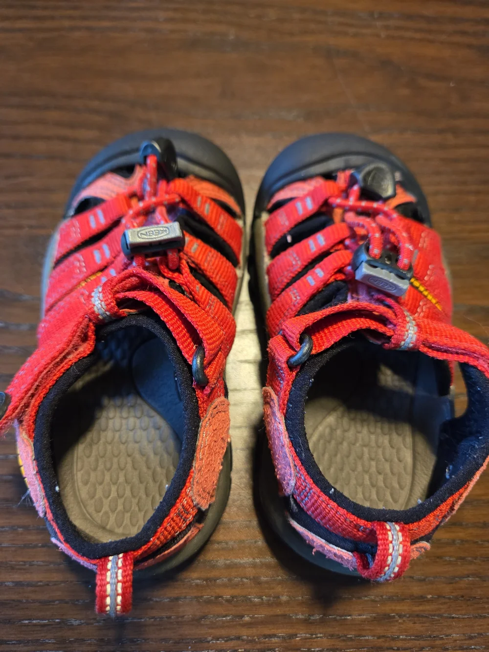 KEEN Newport H2 Toddler Water Sandals Size 8 Red Gray Closed Toe Hiking Shoes - Picture 3 of 6